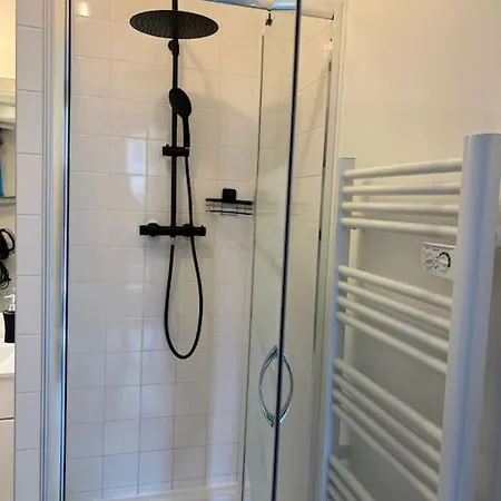 Le Petit Galet Apartament *
